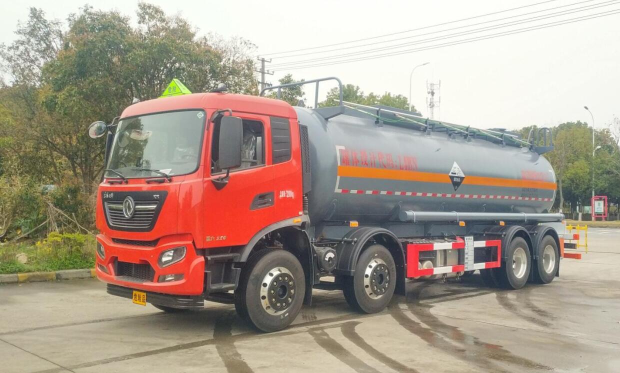 腐蝕性物品罐式運輸車（LDW5325GFWD6A）