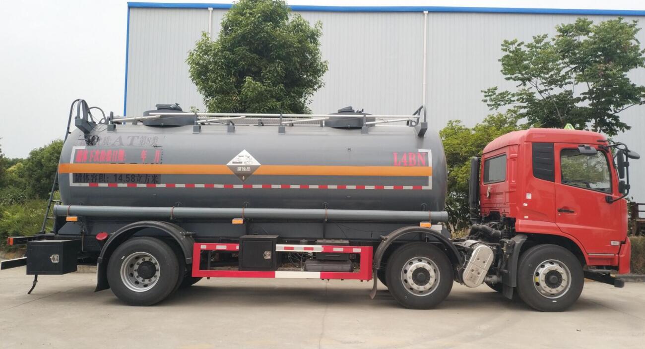 腐蝕性物品罐式運輸車（LDW5260GFWD6）