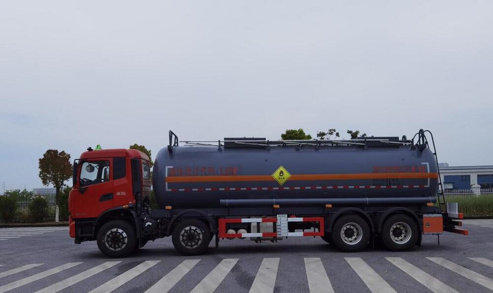 氧化性物品罐式運(yùn)輸車(chē)（LDW5327GYWD6）