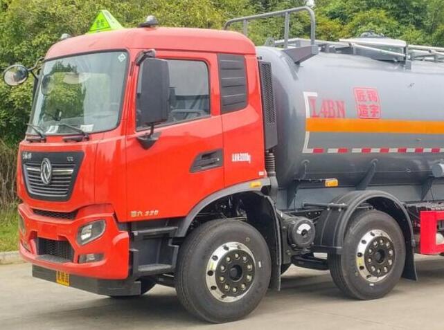 危險(xiǎn)品運(yùn)輸車在裝載貨物的時(shí)候，要注意什么呢？