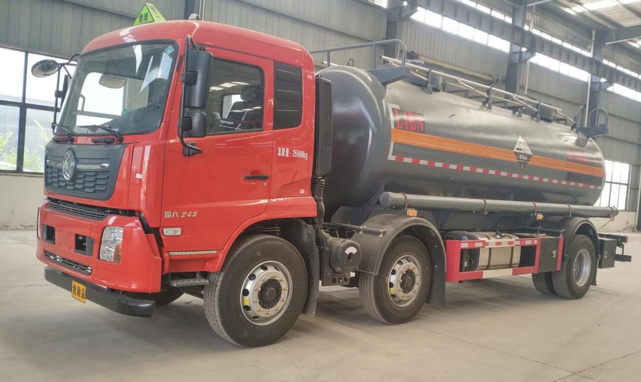 化工液體運(yùn)輸車行車的注意事項(xiàng)有哪些呢？