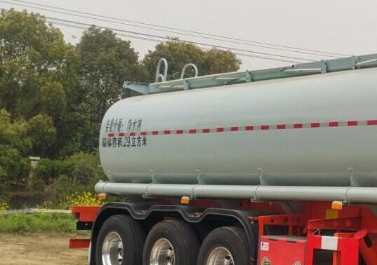 在駕駛車輛之前，哪些方面要注意？